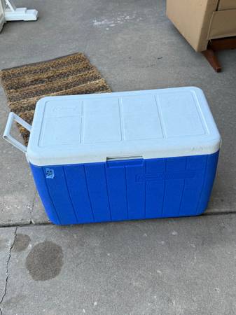 Yard sale photo