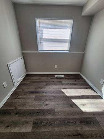 $999.00 / 2br - 1000ft2 - Charming 2 Bed Apartment in North Canton - $999/mo - Available 08/01/263661042215937122
