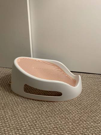 Baby bath tub - $15 (Bethel)63438719701633121