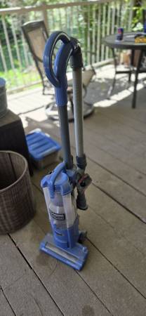 Shark Navigator Vacuum 1
