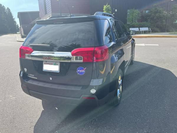 2015 GMC Terrain SLT-1 with Chrome Appearance Package - $6,800 (Lynnwood)63441451300227123