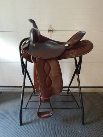 Western Saddle 1