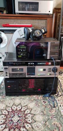 Vintage Hitachi cd player.   Japan 1