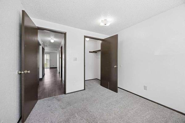 $1,349 / 2br - 1140ft2 - Gathering room, Private patio, Large, bright kitchen, Open floor plans (Kennewick)63895803801858124
