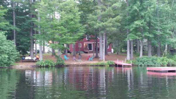 WATERFRONT DOG FRIENDLY 3 BR 2 BATH YEAR ROUND HOME 1