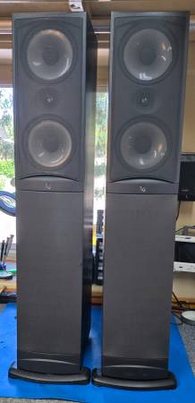 Infinity Reference Tower Speakers 2000.6 w/ Infinity Center Channel 1