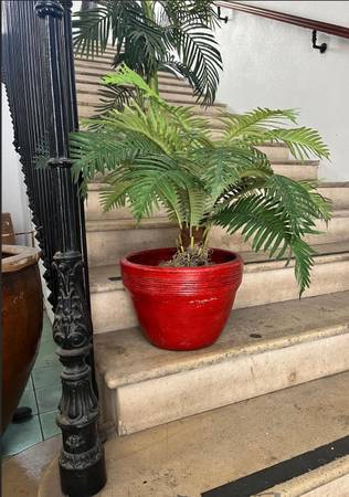 Artificial Palm Plant in Glossy Red Pot – 28" Tall – Indoor Decor 1