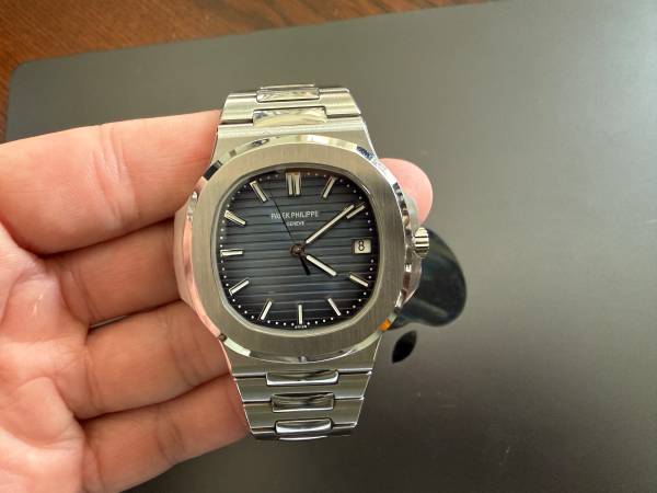 Patek Philippe Nautilus 5811/1A 1