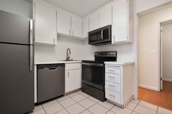 1/BD 1/BA, San Jose CA, Efficient Appliances 1