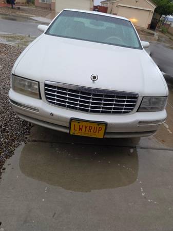 Cadi deville 1