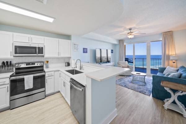 $2200.00 / 1br - 1000ft2 - SNOWBIRD on THE BEACH! Calypso Tower 3 - Walking distance to Pier Park63924681909763122