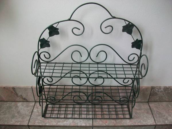 3-Tier Wall Mounted Spice Cosmetics Rack 1