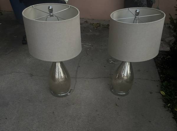 2 lamps 1