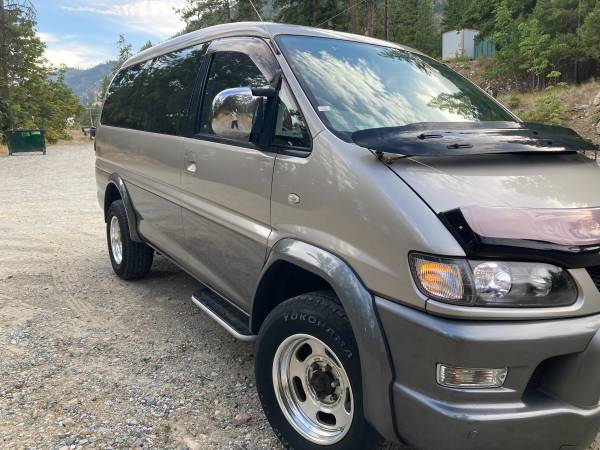 1998 Mitsubishi Delica Space Gear Exceed, Long body, High roof - $16,800 (Chelan)63442620907523120