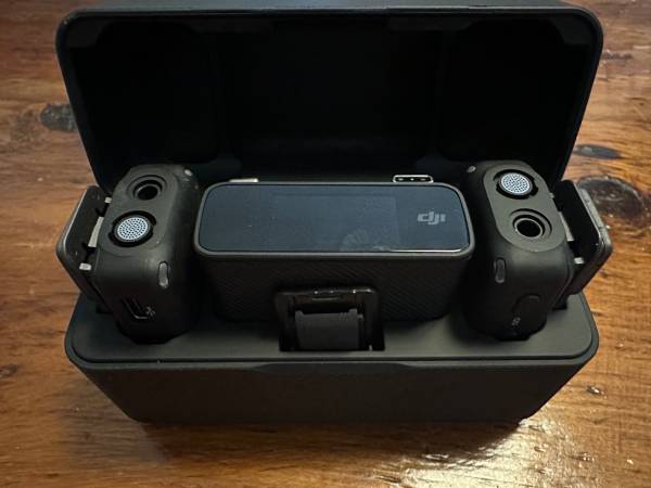 DJI Mic Wireless Lavalier System 1