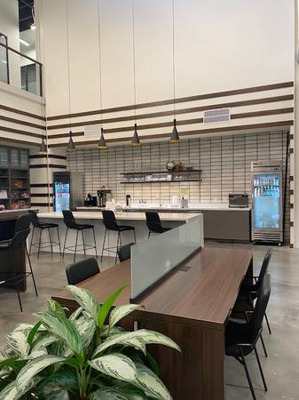 $657 🚀 FREE Day Office When You Tour Spaces Summerville!64016106854658122
