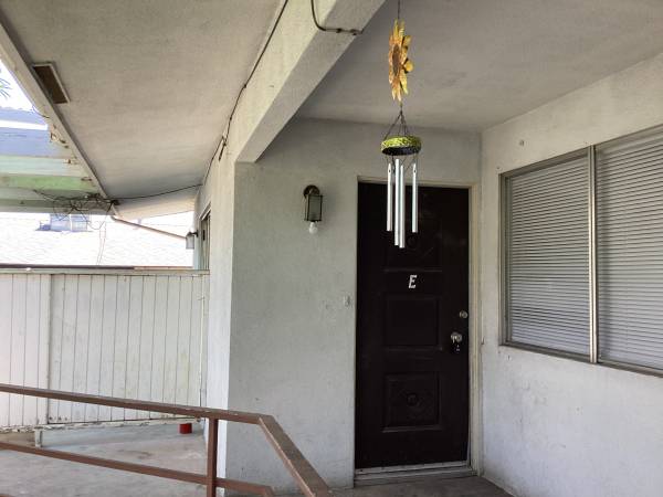 $1,395 / 2br - 900ft2 - 1414 W. Vassar Ave, Unit E (Visalia)63809664331139121