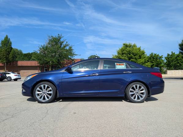 Hyundai Sonata 2012 - $5,200 (Urbana)63625059140995123