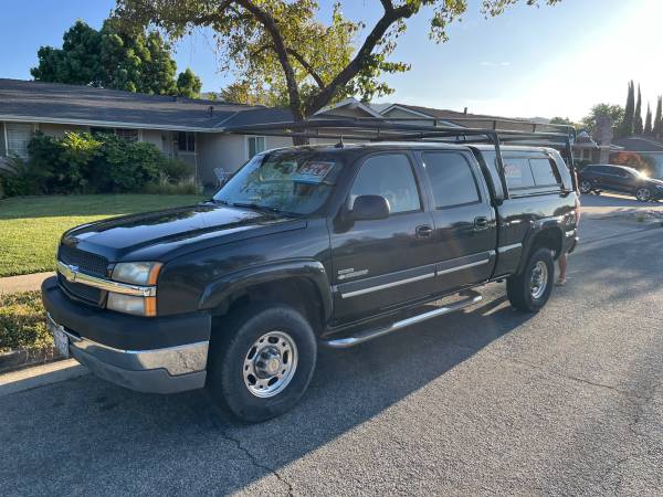 2004 Chevrolet Silverado 2500 HD - Main Photo