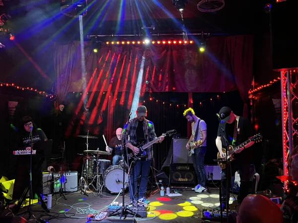 Baterista necesario para banda de Shoegaze/Post-Punk (richmond / point / annex)63764626304001120