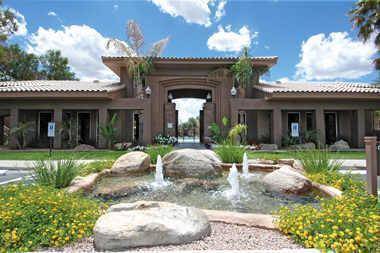 $2,000 / 1br - 🚥Family Owned Scottsdale Furnished One Bedroom Condo AVAILABLE NOW🚥 (Scottsdale Road and Greenway)64047708767106122