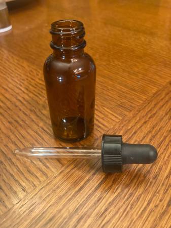 Brown glass dropper bottle 1
