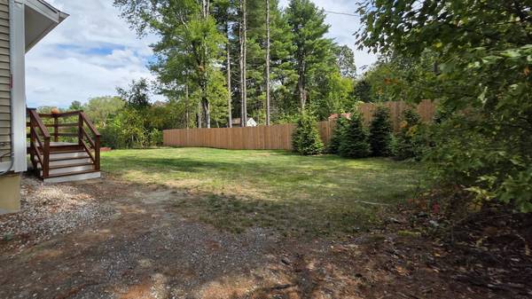 $399,000 / 3br - 1152ft2 - Updated 3BR Raised Ranch w/ Solar, Spacious Yard & Great Location (Shirley)63825126432385122