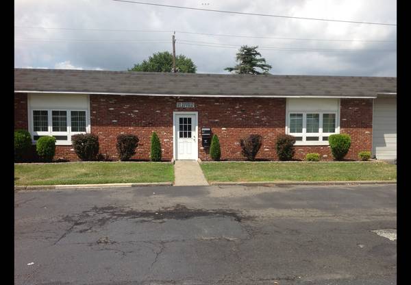 $2,400 / 2800ft2 - Warehouse/ Garage/ Shop/ Offices 2600+-sq (NJTP Exit 3)63900178594691120