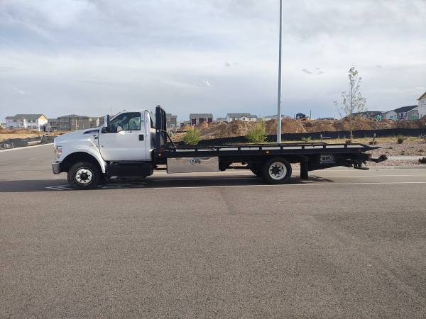 2021 Ford F650 Super Duty - Photo 2