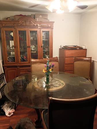 $600 / 1br - Mujer soltera buscada como compañera de cuarto (Vandergrift)64013371724035123