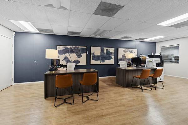 $3,005 / 3br - 1065ft2 - Assigned parking, 8 convenient laundry care centers (San Diego, Poway, Penasquitos, Mira Mesa, Scripps Ranch)63663871789569124