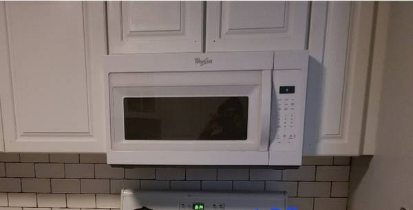 White Whirlpool Over-the-Range Microwave - Excellent Condition 1