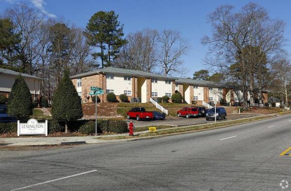 $1,750 / 3br - 1298ft2 - A home to adore. Our 3 BR is a must-see. (Raleigh - Triangle Town Center)63685979689347124