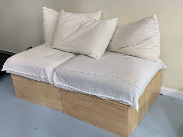 Custom Storage Sofa / Daybed – 2 Box Bases with Lids 1