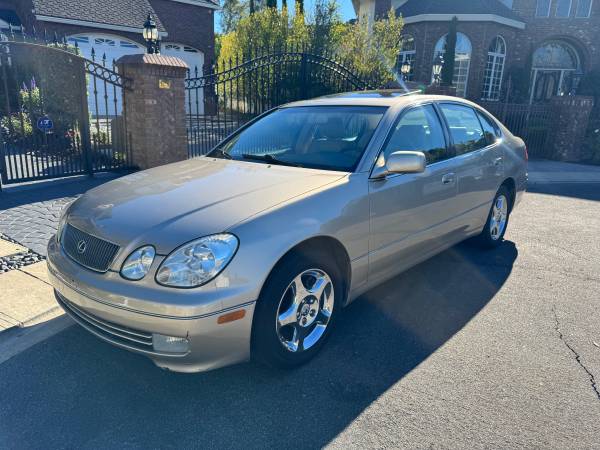 2000 Lexus GS 300 1