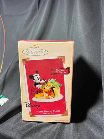🎄 Disney Mickey Mouse & Pluto “Home Bright Home” Hallmark Keepsake 1