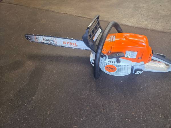 Stihl ms271 gas chainsaw 1