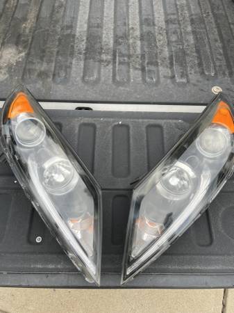 Kia Sportage Headlights 1