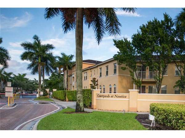 $2,500 / 3br - $2500 ELEGANTE 3H/2B EN COURTYARDS EN DAVIE (MIRAMAR)63825137374081120