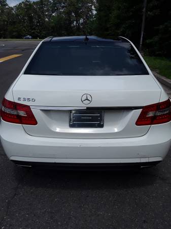 MERCEDES E350 2010 - $3.000 (Woodbridge)63616652631425126