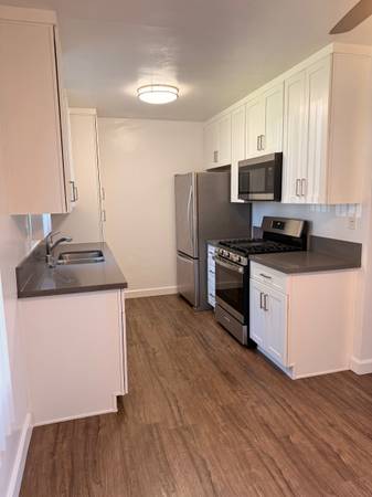 $2,900 / 2br - 942ft2 - Newly Renovated 2 Bed 1.5 Bath! Stainless Steel Appliances Included63800428170753120