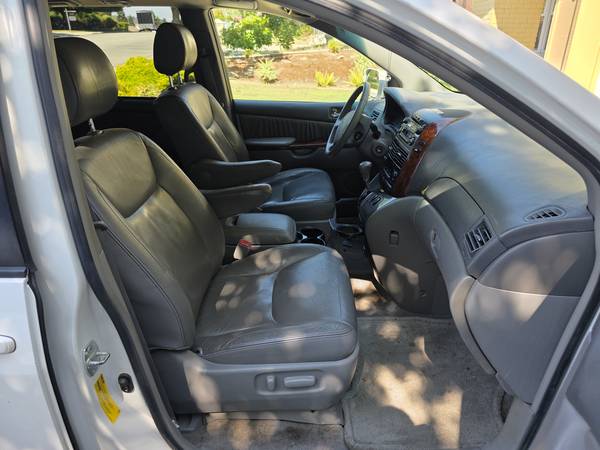 2005 Toyota Sienna XLE - $2,799 (san jose south)63617562996099124