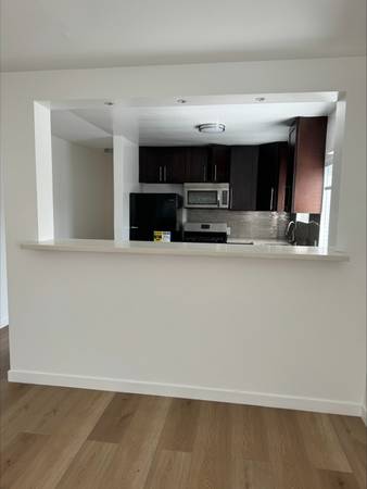 $1,900 / 1br - 650ft2 - Hardwood Floors, High Speed Internet, Laundry Facilities (1646 N Harvard Blvd, Los Angeles, CA)63829234457217123