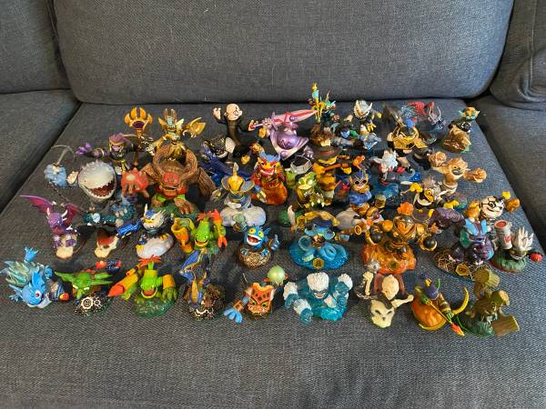 Skylanders Xbox MultiGame Bundle 1