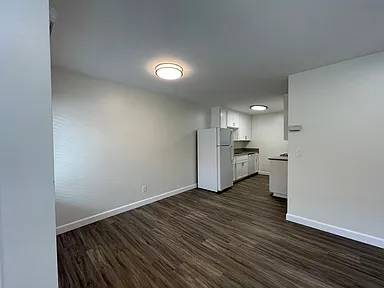 $1,250 / 2hab - 995ft2 - “Unidad reformada de estilo en una comunidad tranquila junto a la playa”64037218227203122