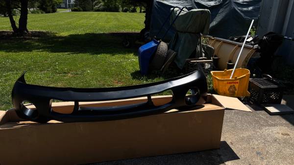 2007 Front Bumper Valance 1