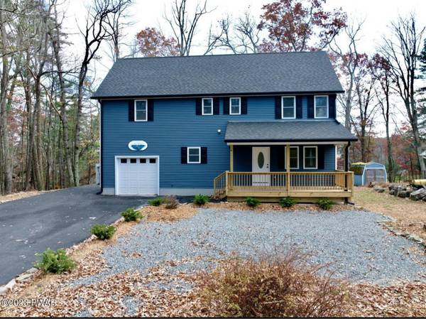 $2600.00 / 3br - 2558ft2 - Luxury Lakeside Charming 3BR House in Tafton63951425266435122