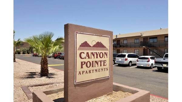 $1,095 / 2br - 850ft2 - ¡2 habitaciones y 2 baños renovados! ¡Carácter, estilo y comodidades modernas! (Phoenix - Midtown)63623896775299123