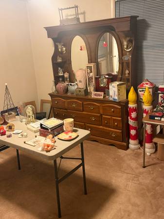 Yard sale photo