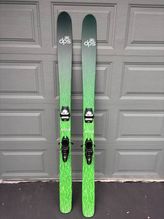 DPS Foundation 100 Skis 1